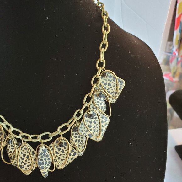 Multi-Layered Leopard Colored Necklace Squares & Teardrop Design Fashion - Picture 8 of 13